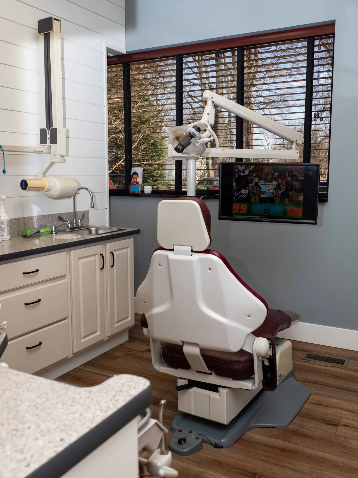 A treatment chair at Summit Pointe Dental